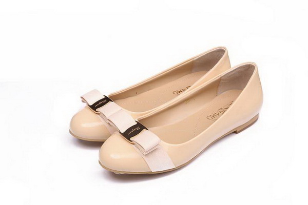 Ferragamo Shallow mouth flat shoes Women--005